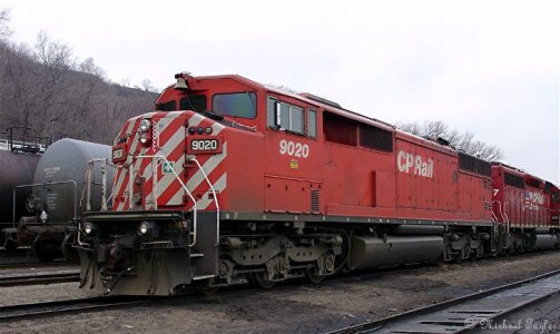 9020-a-03-28-04-mt.jpg